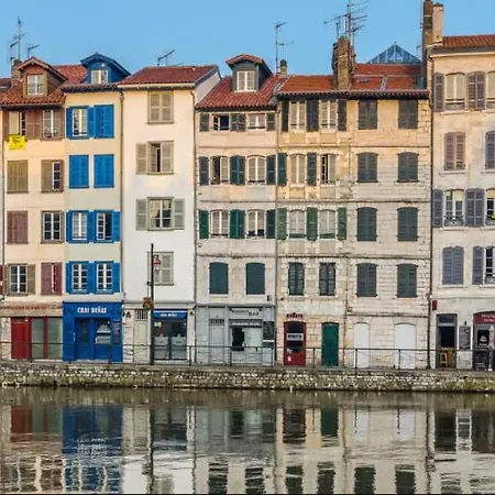 Le Petit Nid Douillet De Jeje Apartment Bayonne Exterior photo